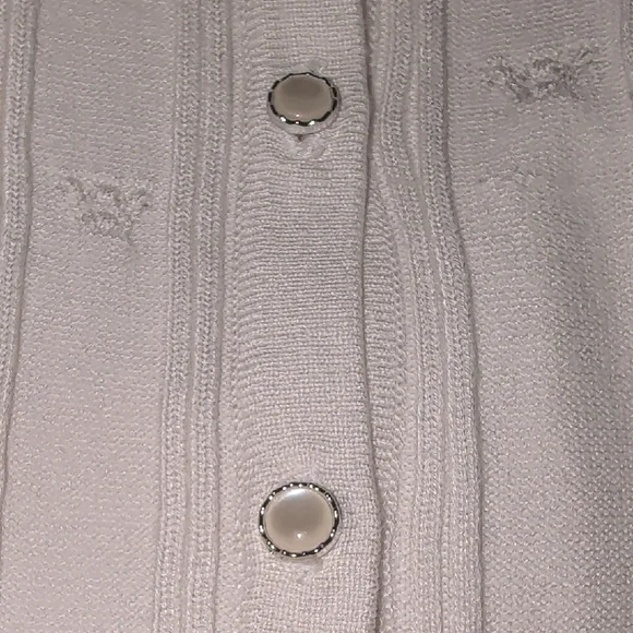 Women's White Ribbed Button-Front Cardigan - Picture 2 of 7